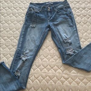 Skinny Jeans with holes